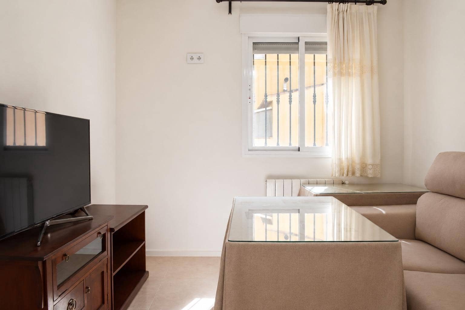 Adosado de 4 habitaciones en Huércal-Overa en venta con garaje - 299.900 € (Ref: 10032101)
