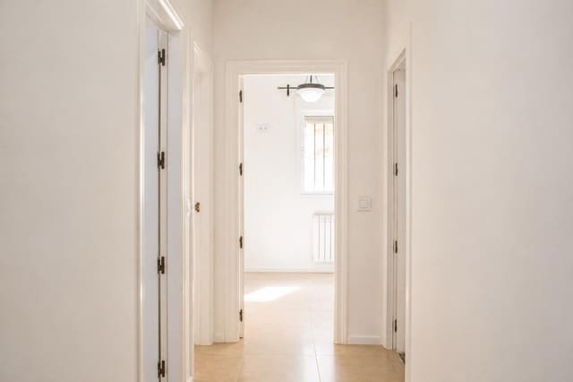 Adosado de 4 habitaciones en Huércal-Overa en venta con garaje - 299.900 € (Ref: 10032101)