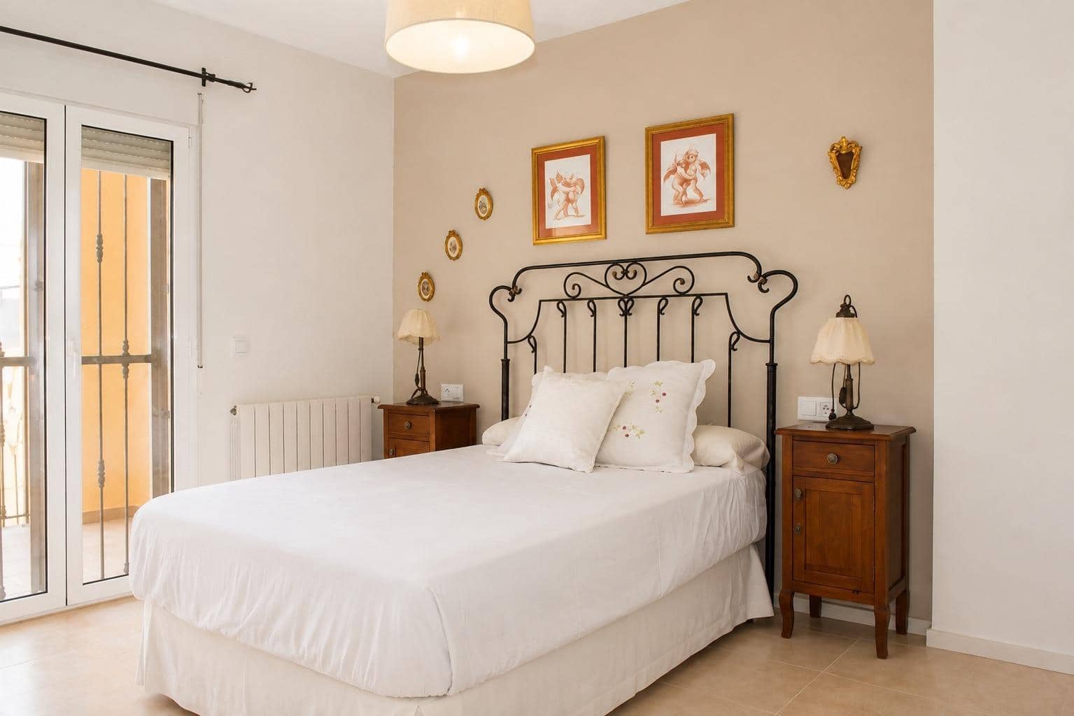 Adosado de 4 habitaciones en Huércal-Overa en venta con garaje - 299.900 € (Ref: 10032101)