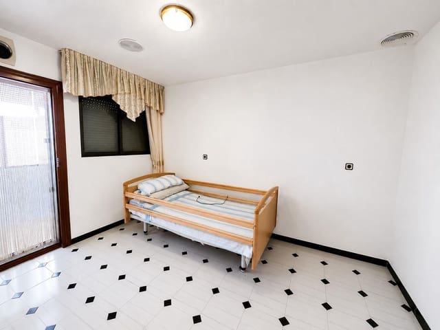 5 sypialnia Apartament na sprzedaż w Aguilas z garażem - 189 000 € (Ref: 10034031)