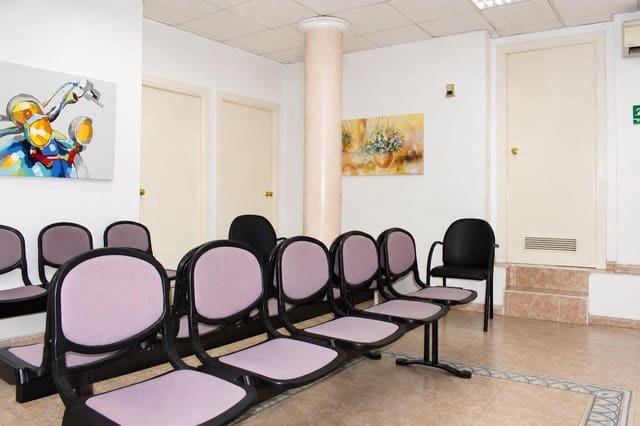 7 makuuhuone Kaupallinen myytävänä paikassa Santa Eulalia, Murcia kaupunki - 239 900 € (Ref: 10050320)