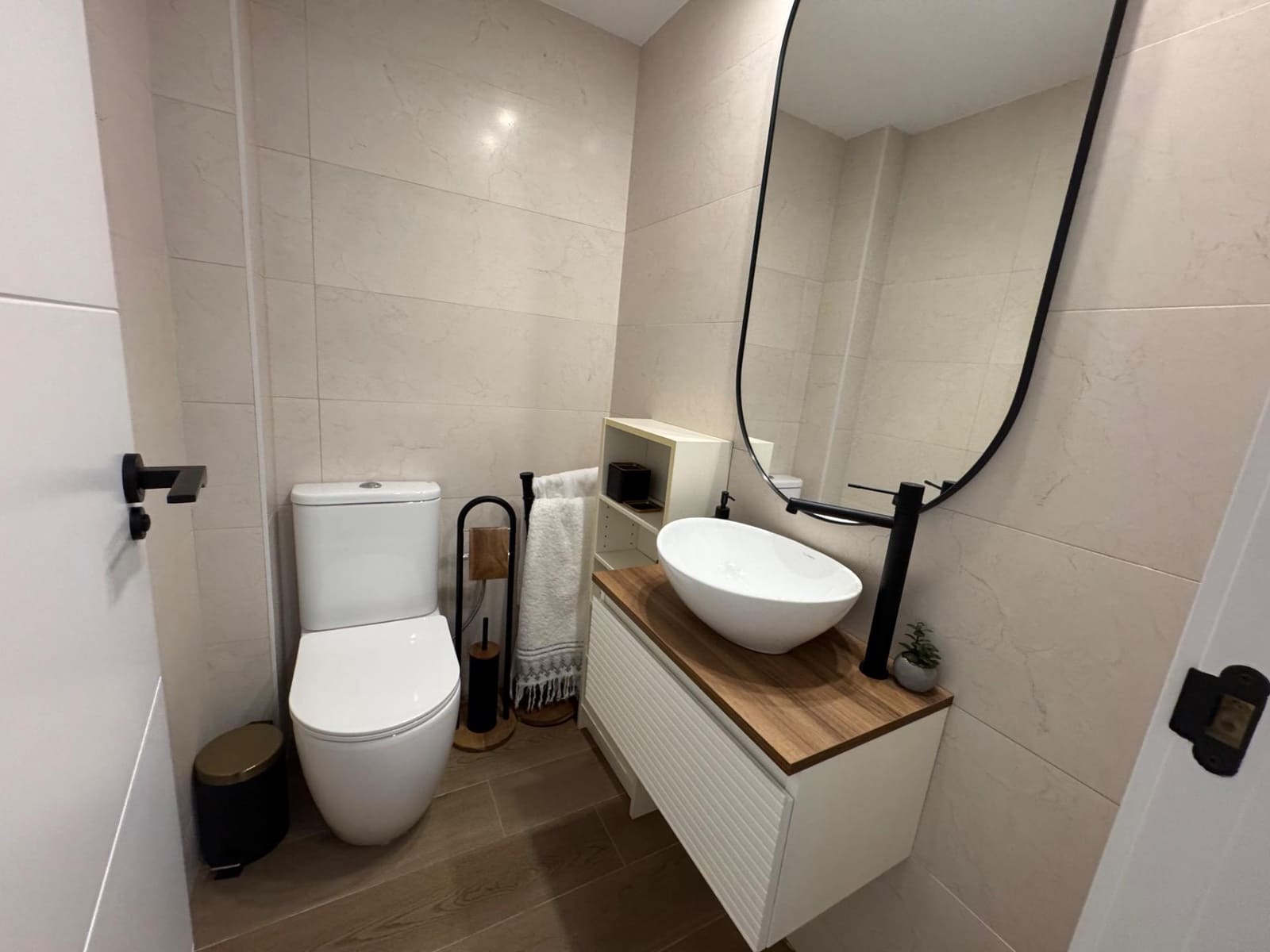 3 sovrum Lägenhet att hyra i Aguilas med pool garage - 1 200 € (Ref: 10055341)