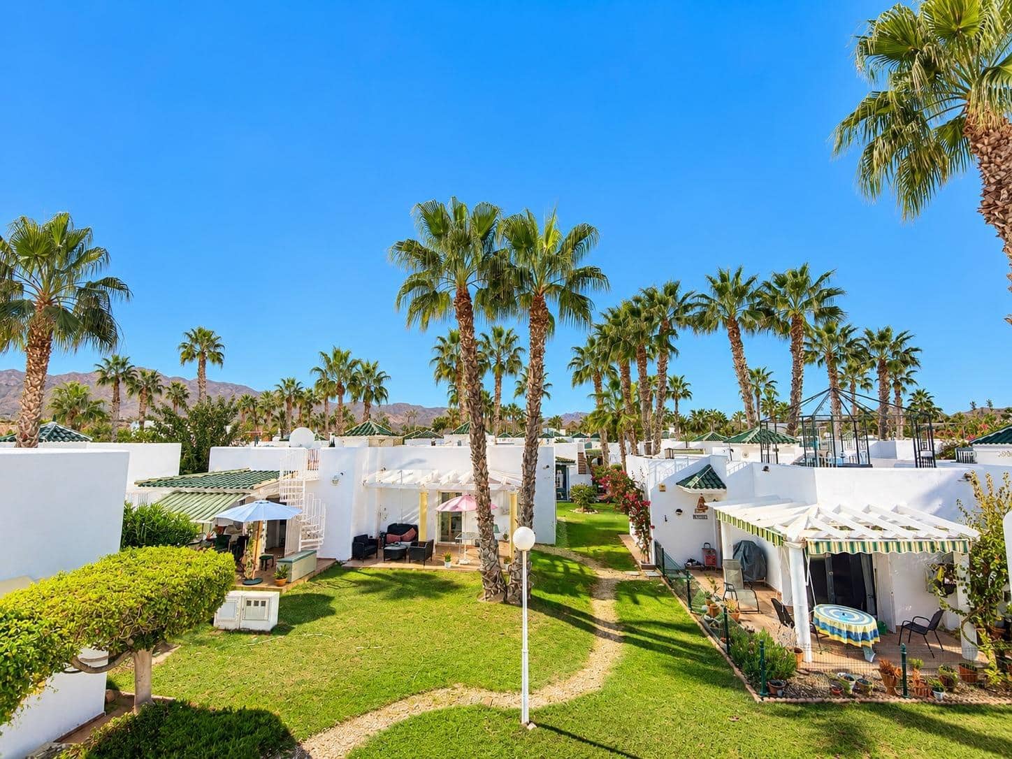 3 sypialnia Apartament na sprzedaż w San Juan de los Terreros z basenem - 220 000 € (Ref: 10110444)
