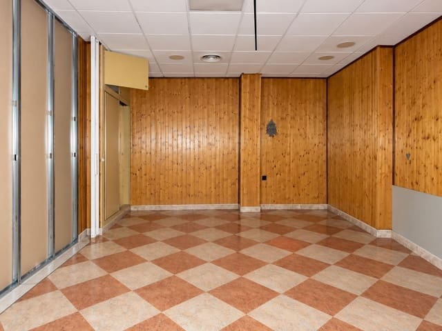 2 quarto Comercial para venda em Las Torres de Cotillas - 119 900 € (Ref: 10132340)