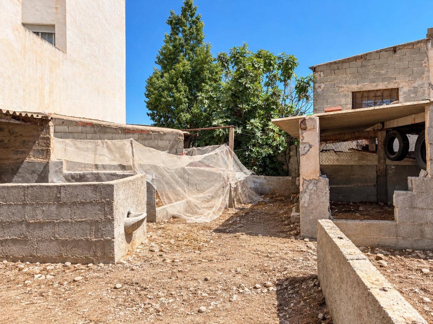 Erhverv til salg i Cuevas del Almanzora - € 99.900 (Ref: 10135272)