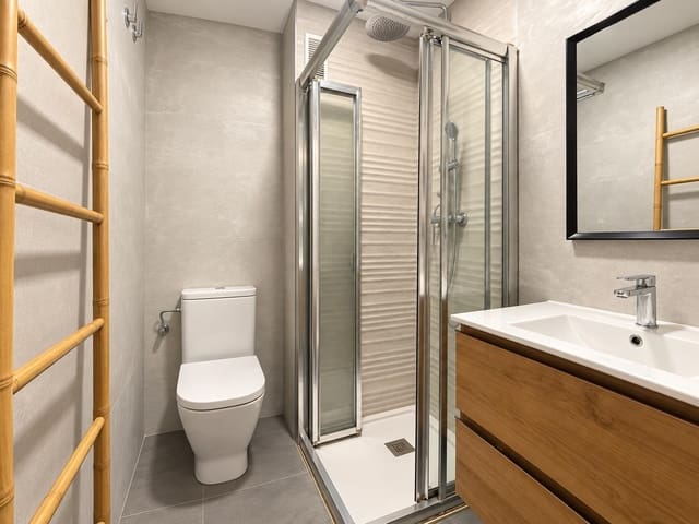 3 soveværelse Lejlighed til salg i San Gines, Murcia by med garage - € 164.500 (Ref: 10135273)
