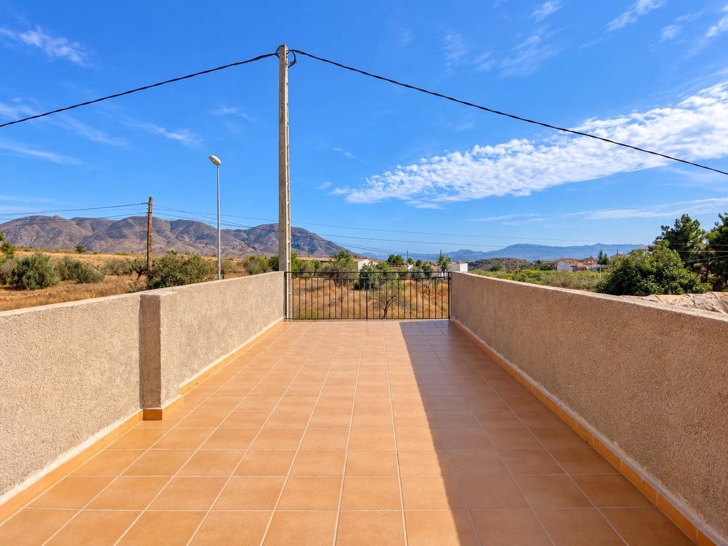 4 sypialnia Dom na sprzedaż w Puerto Lumbreras z garażem - 109 900 € (Ref: 10135274)