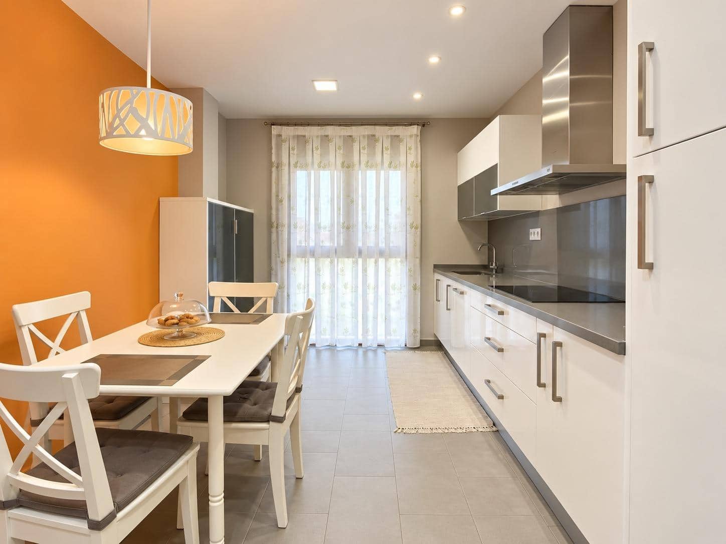 5 bedroom Townhouse for sale in Puerto Lumbreras with garage - € 579,900 (Ref: 10141523)