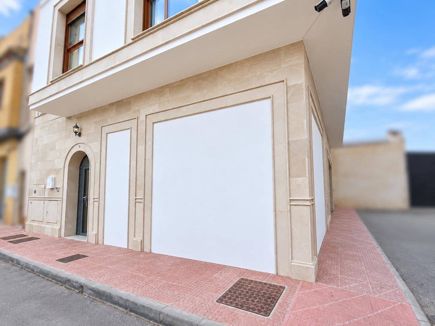 5 bedroom Townhouse for sale in Puerto Lumbreras with garage - € 579,900 (Ref: 10141523)