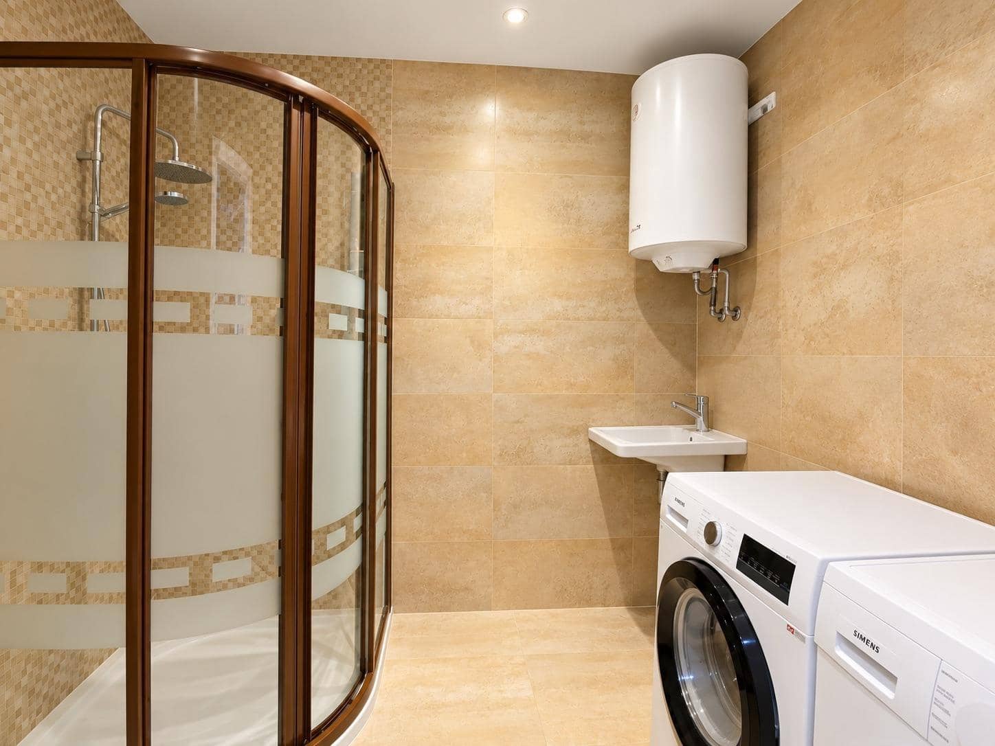 5 bedroom Townhouse for sale in Puerto Lumbreras with garage - € 579,900 (Ref: 10141523)