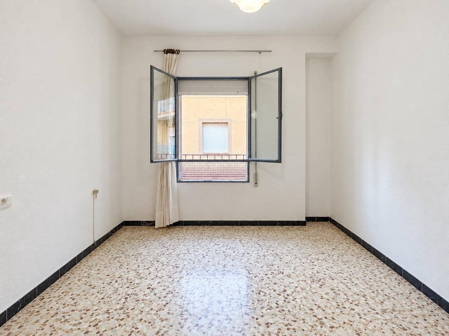 4 bedroom Flat for sale in Molina de Segura - € 219,900 (Ref: 10153213)