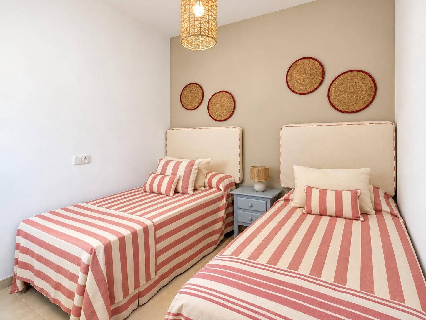 3 quarto Moradia para venda em Valle del Este com piscina garagem - 199 900 € (Ref: 10154451)