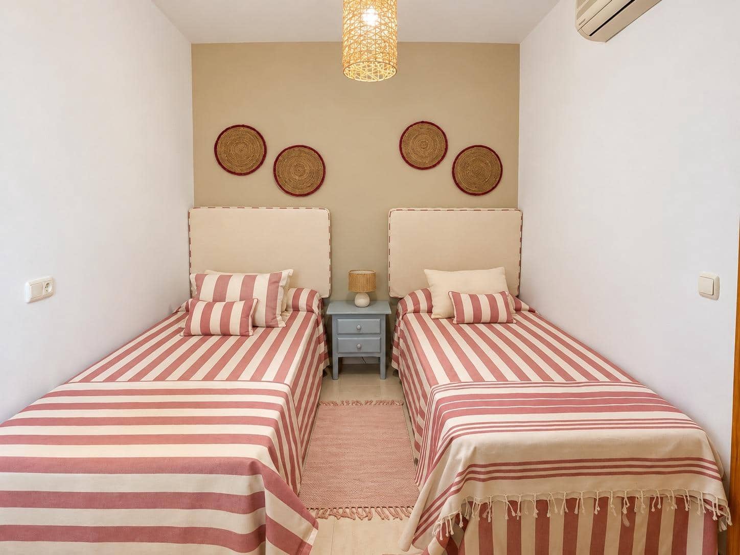 3 quarto Moradia para venda em Valle del Este com piscina garagem - 199 900 € (Ref: 10154451)