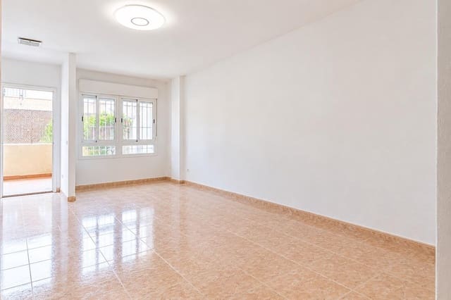 4 soveværelse Villa til salg i Alguazas med swimmingpool garage - € 195.000 (Ref: 10179699)