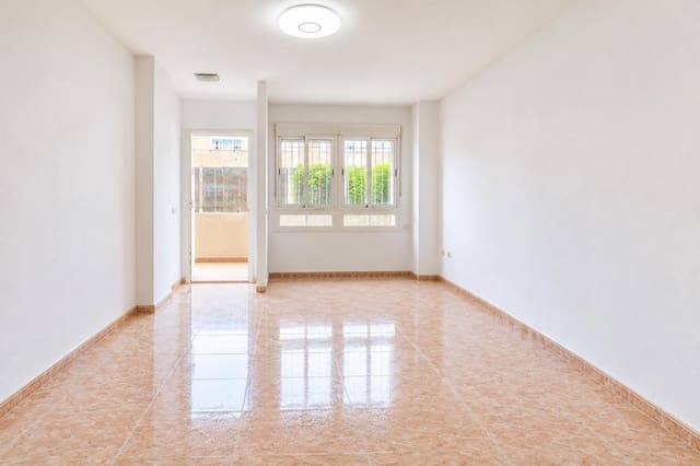 4 soveværelse Villa til salg i Alguazas med swimmingpool garage - € 195.000 (Ref: 10179699)