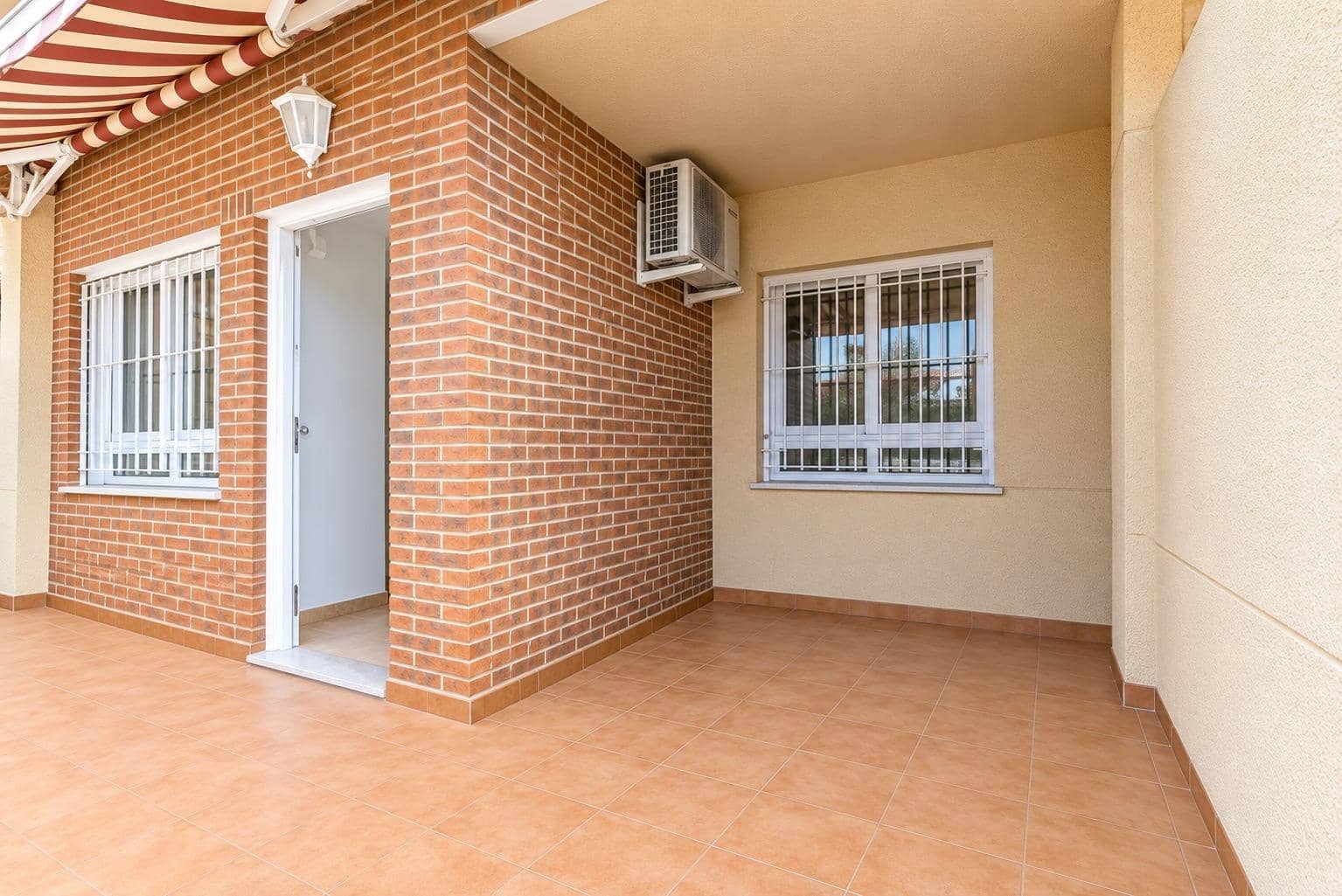 4 soveværelse Villa til salg i Alguazas med swimmingpool garage - € 195.000 (Ref: 10179699)