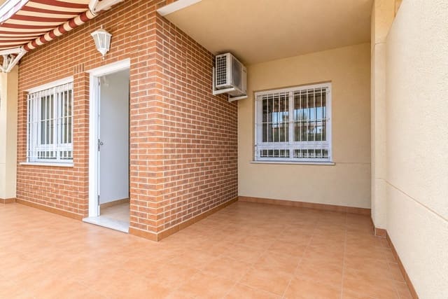 4 soveværelse Villa til salg i Alguazas med swimmingpool garage - € 195.000 (Ref: 10179699)