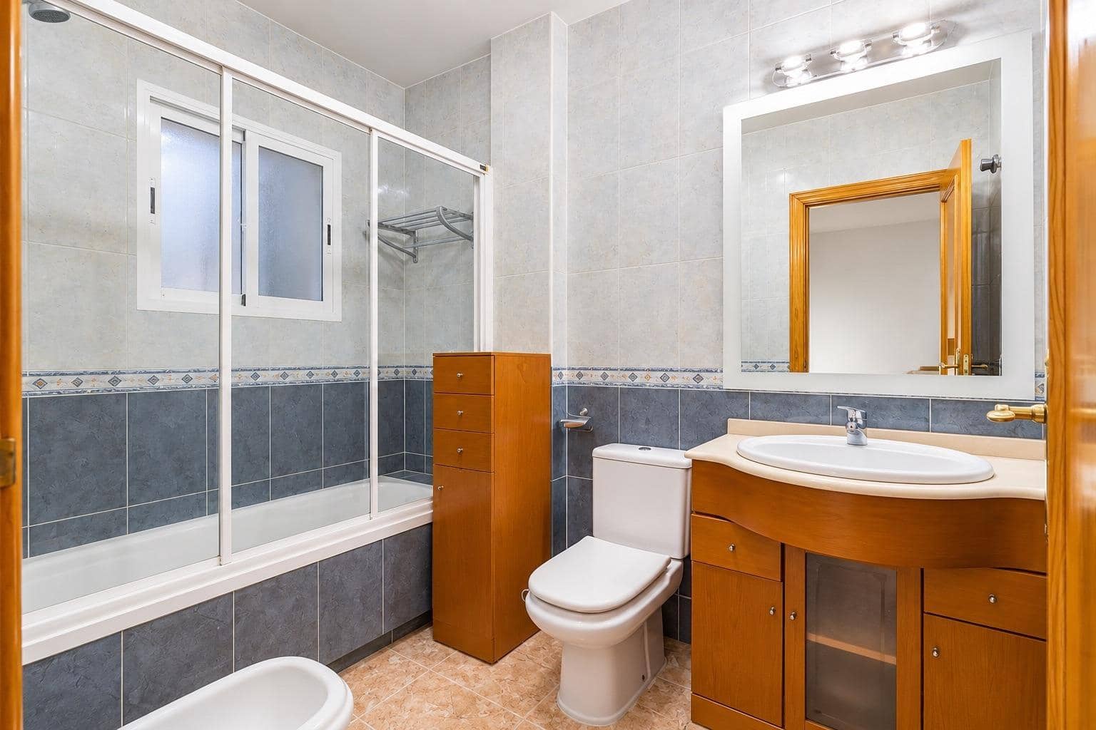 4 soveværelse Villa til salg i Alguazas med swimmingpool garage - € 195.000 (Ref: 10179699)
