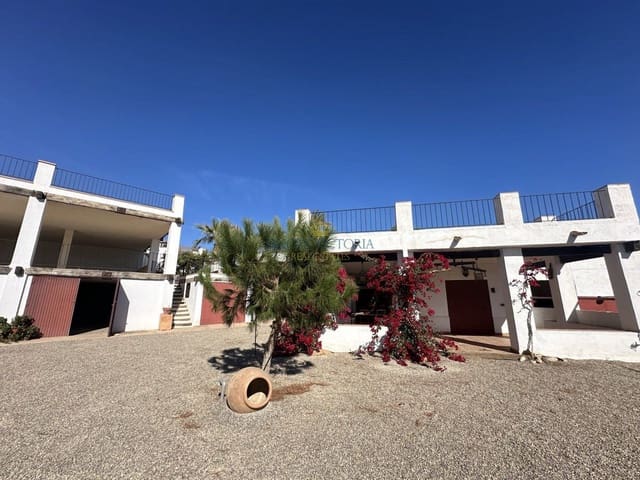 7 bedroom Townhouse for sale in Pulpí - € 850,000 (Ref: 8255562)