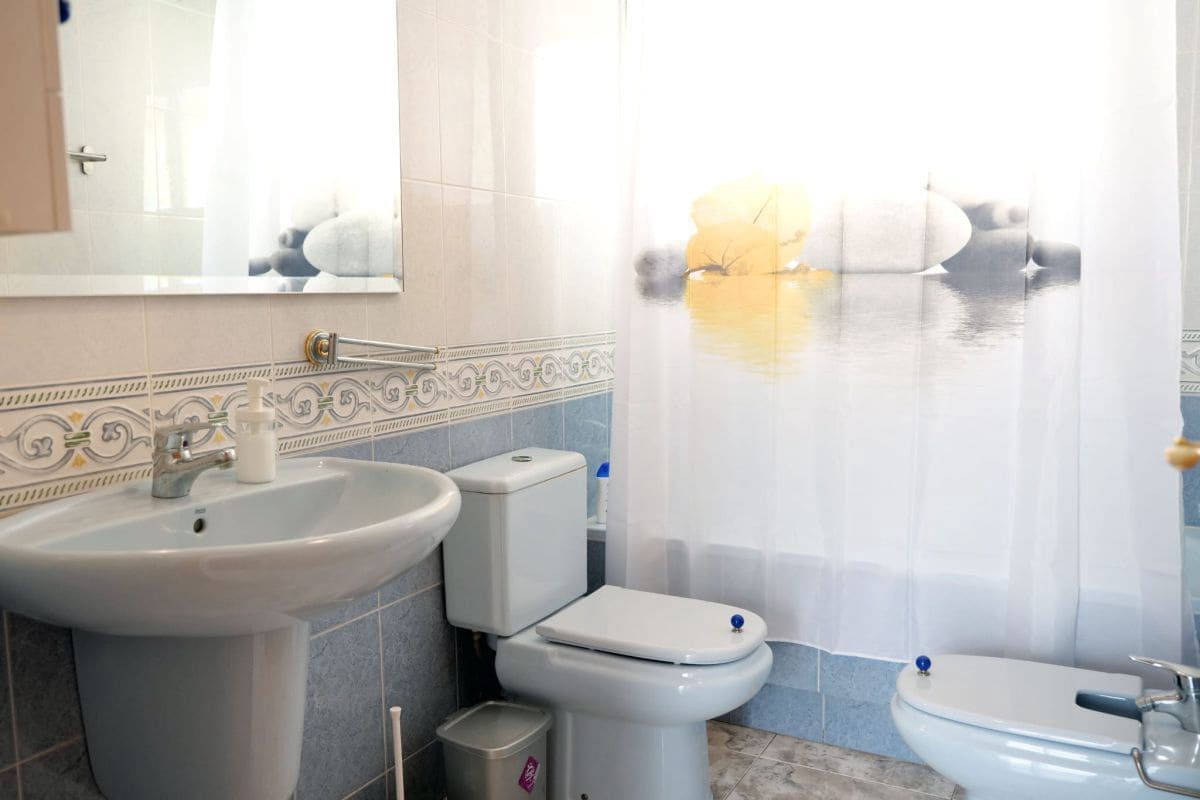 4 makuuhuone Asunto myytävänä paikassa Aguilas mukana 
autotalli - 300 000 € (Ref: 8456846)