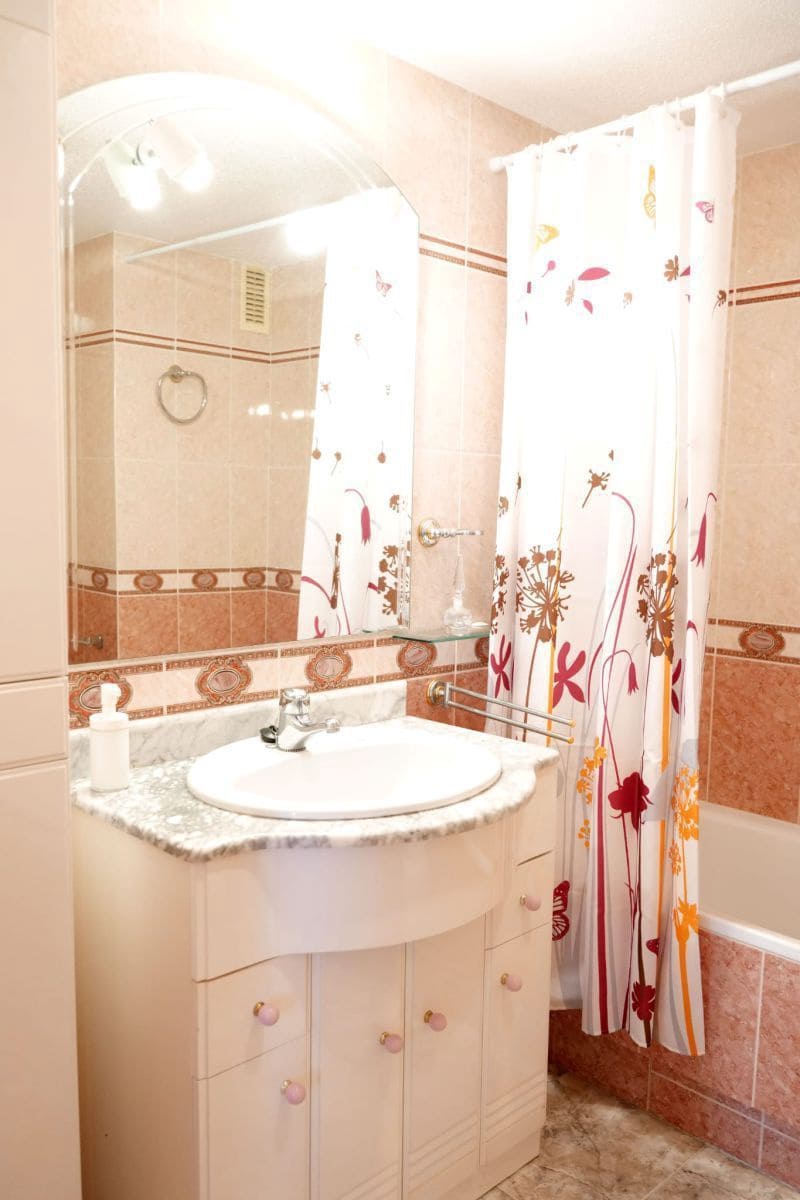 4 makuuhuone Asunto myytävänä paikassa Aguilas mukana 
autotalli - 300 000 € (Ref: 8456846)