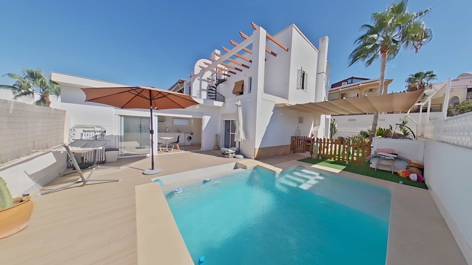 4 soverom Hus til salgs i Aguilas med garasje - € 373 000 (Ref: 8588288)