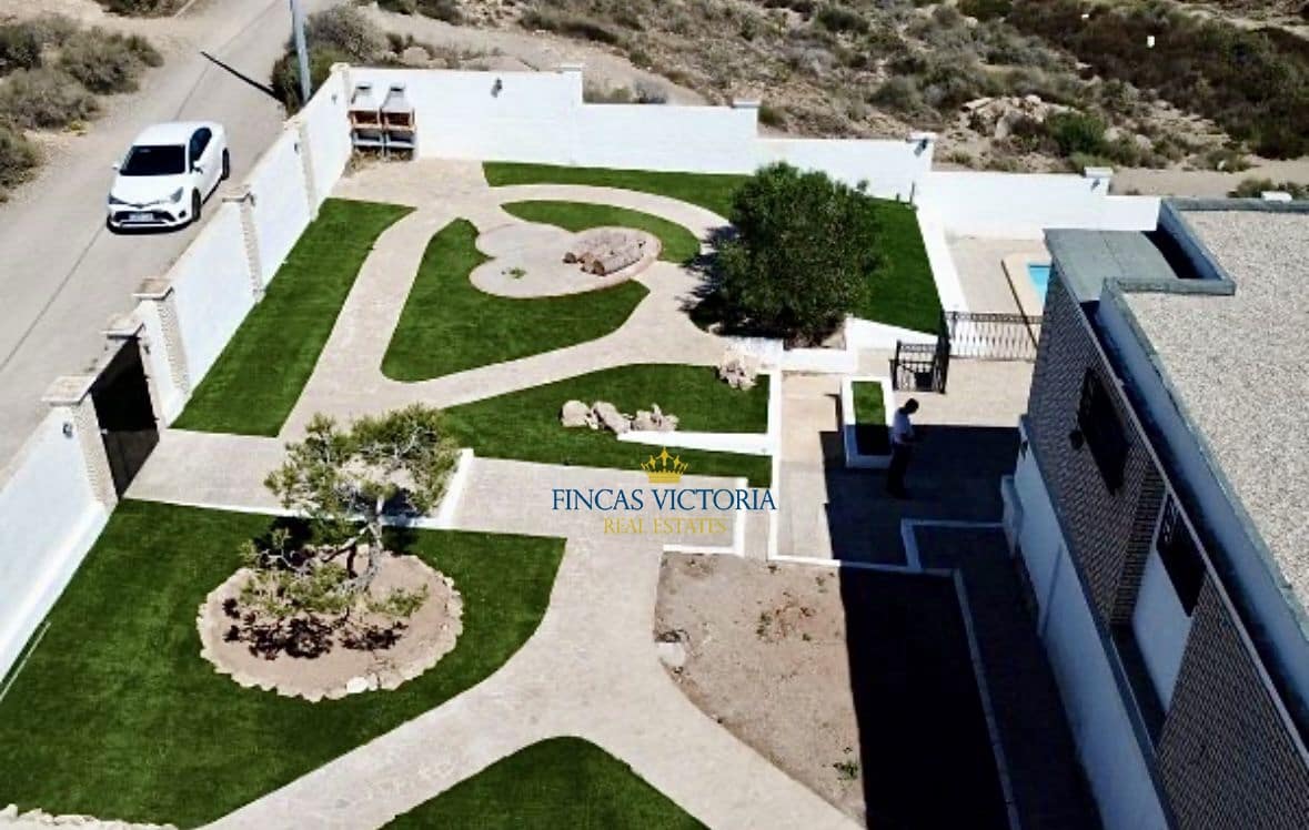 5 chambre Villa/Maison à vendre à Aguilas avec garage - 550 000 € (Ref: 9219509)