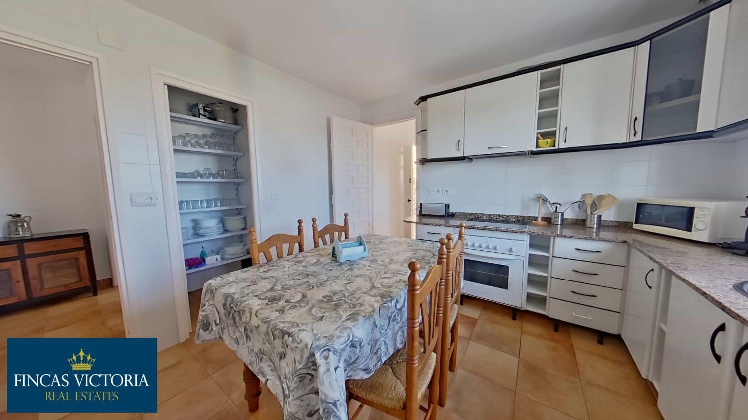 5 sypialnia Willa na sprzedaż w Calarreona z garażem - 375 000 € (Ref: 9230704)