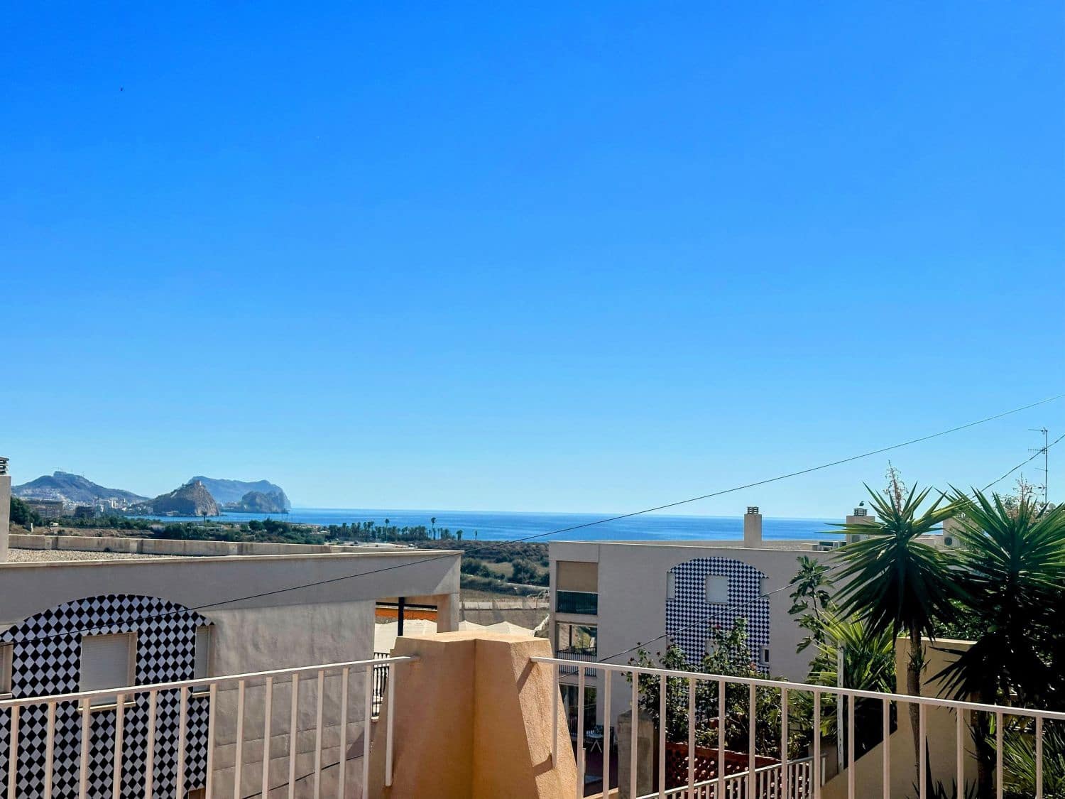 5 sypialnia Willa na sprzedaż w Calarreona z garażem - 375 000 € (Ref: 9230704)