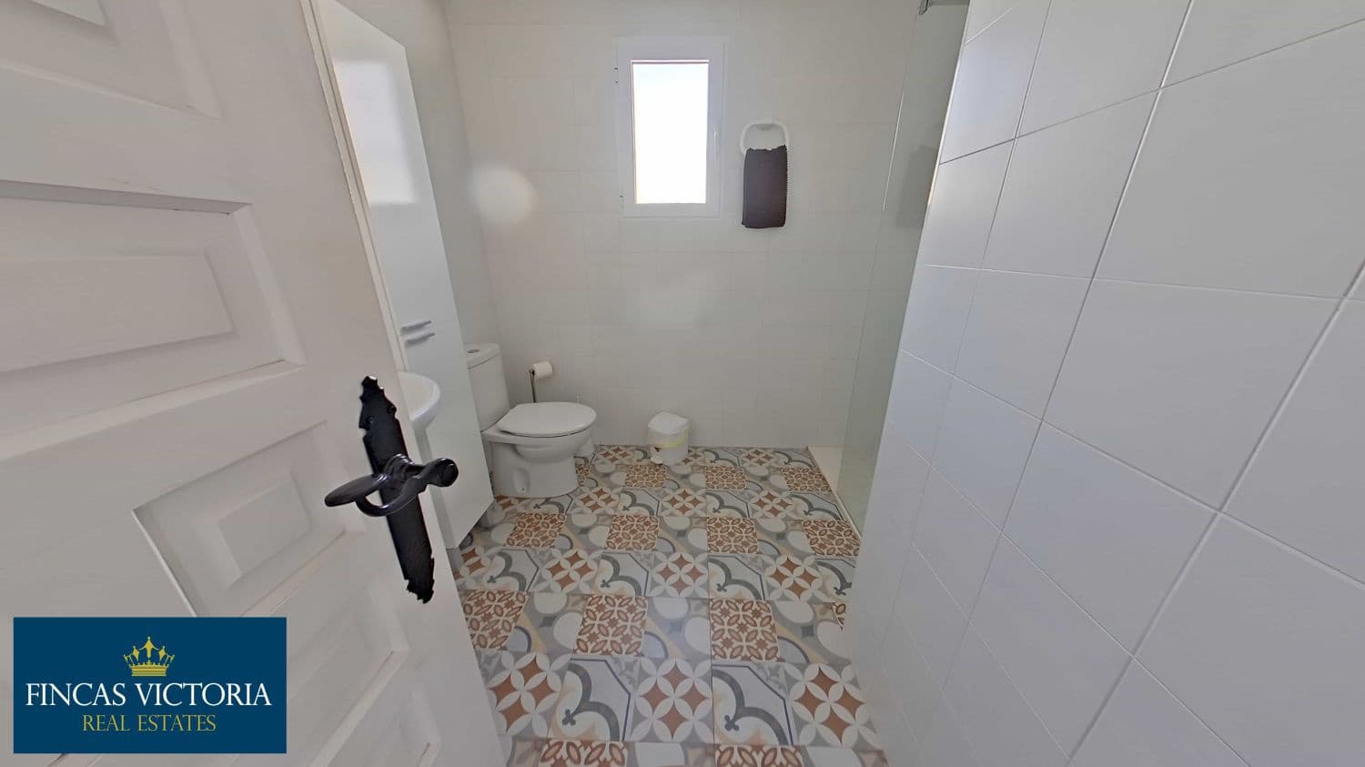 5 sypialnia Willa na sprzedaż w Calarreona z garażem - 375 000 € (Ref: 9230704)