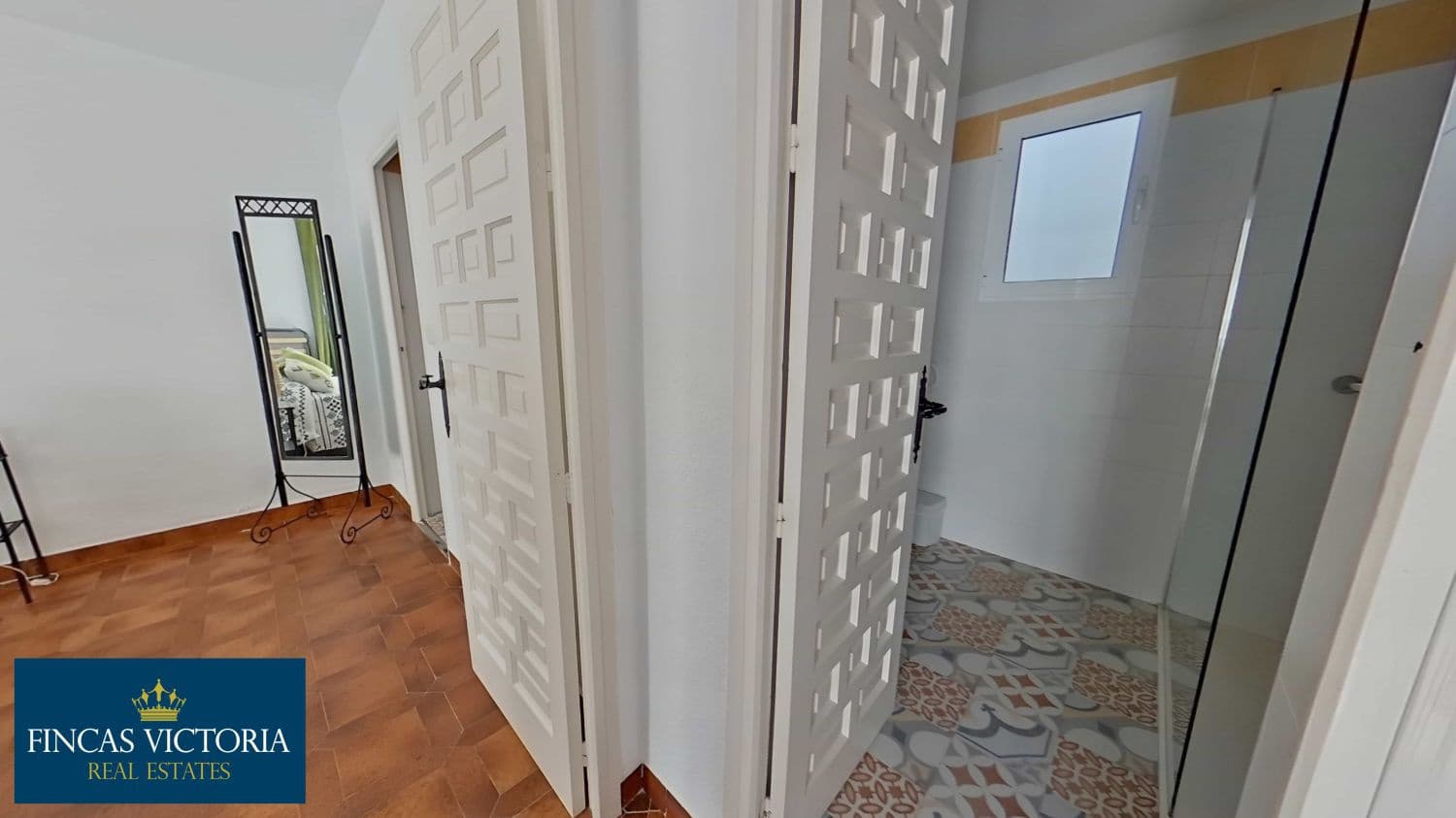 5 sypialnia Willa na sprzedaż w Calarreona z garażem - 375 000 € (Ref: 9230704)