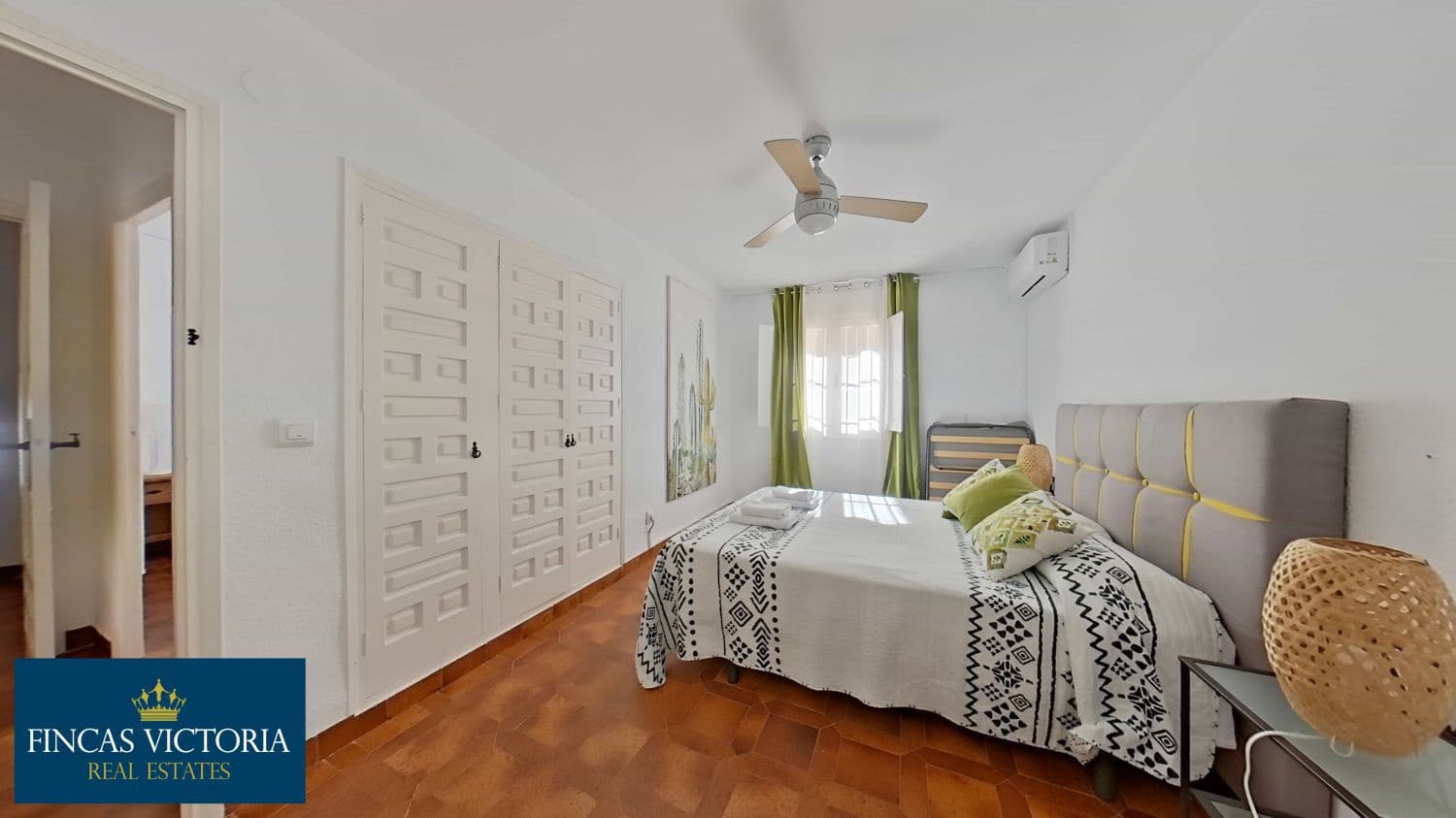 5 sypialnia Willa na sprzedaż w Calarreona z garażem - 375 000 € (Ref: 9230704)