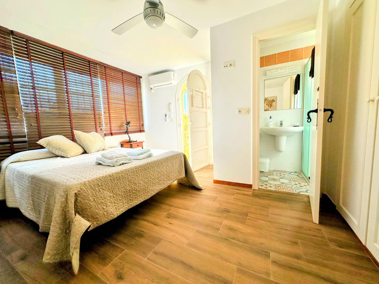 5 sypialnia Willa na sprzedaż w Calarreona z garażem - 375 000 € (Ref: 9230704)