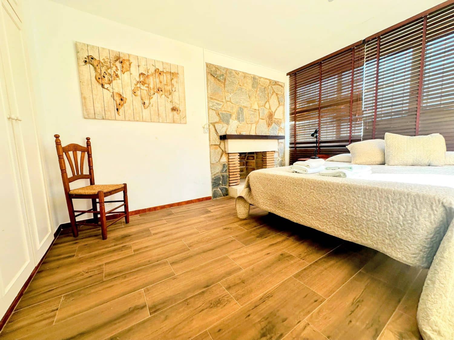 5 sypialnia Willa na sprzedaż w Calarreona z garażem - 375 000 € (Ref: 9230704)