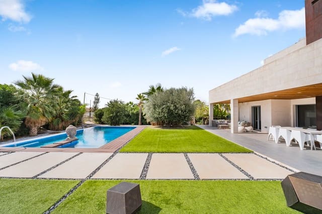 4 bedroom Townhouse for sale in Lorca with garage - € 570,000 (Ref: 9312494)