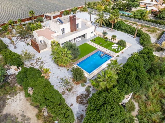 4 bedroom Townhouse for sale in Lorca with garage - € 570,000 (Ref: 9312494)