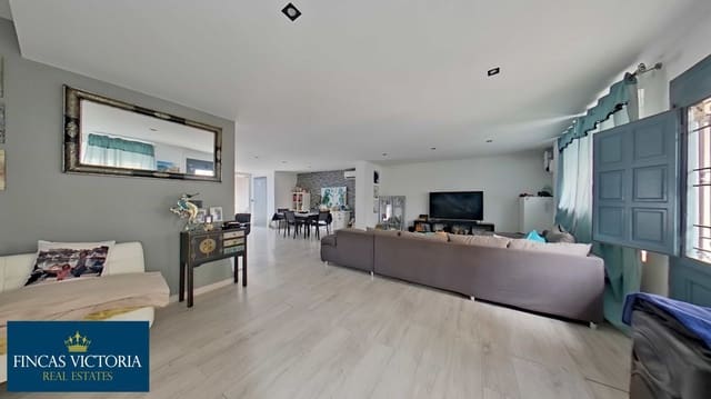 5 bedroom Villa for sale in Aguilas - € 225,000 (Ref: 9456630)