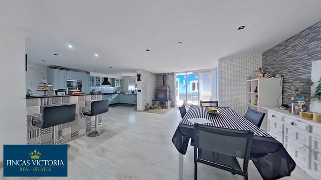 5 bedroom Villa for sale in Aguilas - € 225,000 (Ref: 9456630)