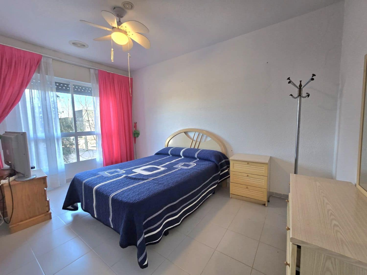 Piso de 3 habitaciones en Aguilas en venta - 270.000 € (Ref: 9456640)