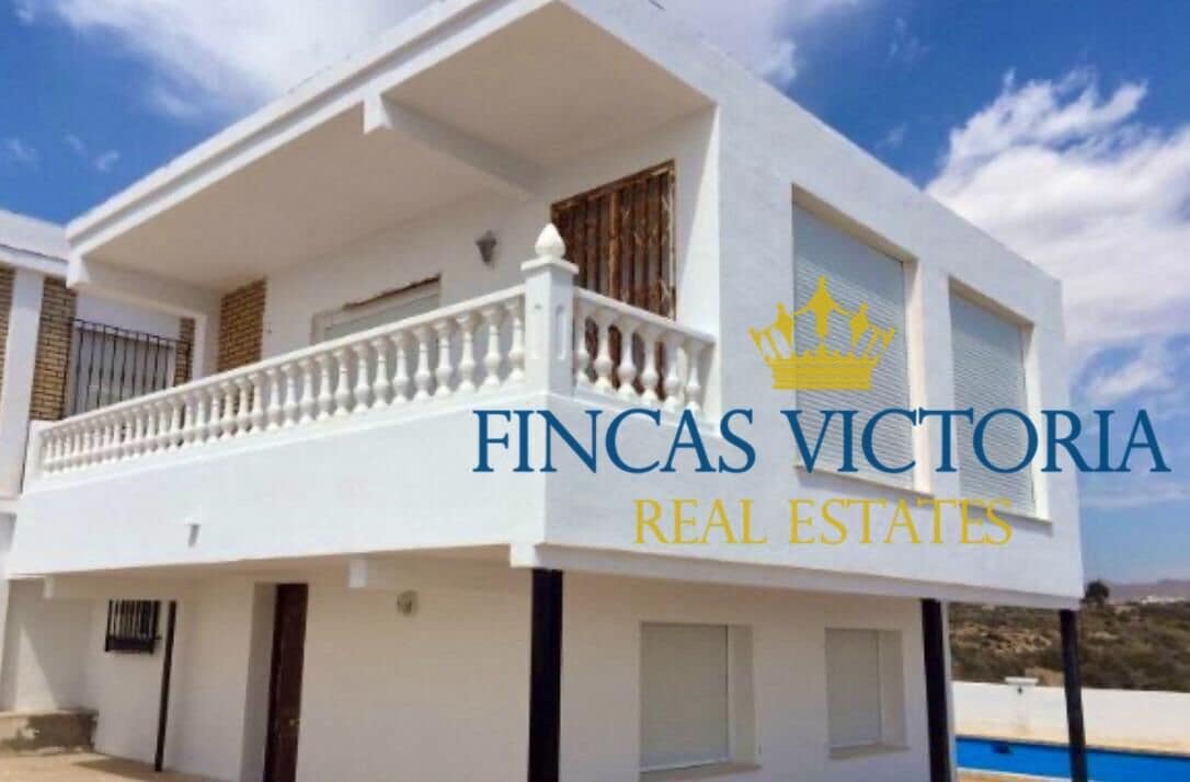 5 bedroom Villa for sale in Aguilas with garage - € 575,000 (Ref: 9456641)