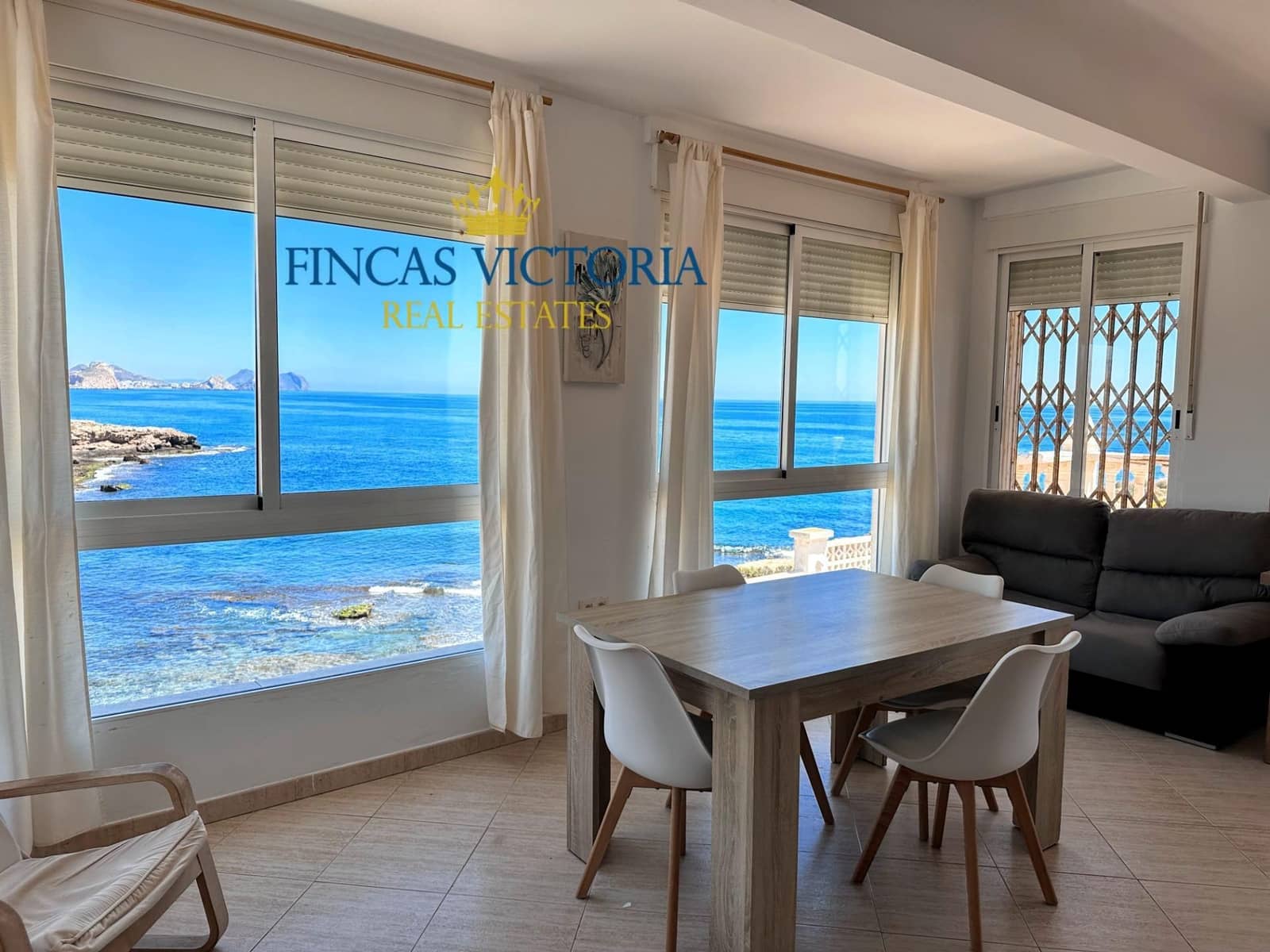 5 bedroom Villa for sale in Aguilas with garage - € 575,000 (Ref: 9456641)