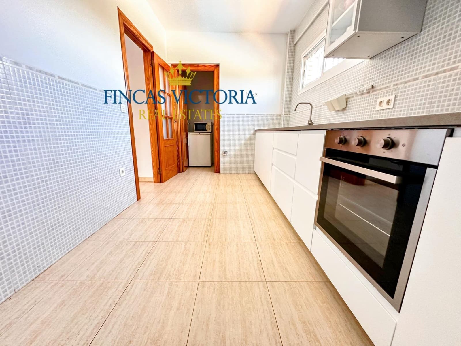 5 bedroom Villa for sale in Aguilas with garage - € 575,000 (Ref: 9456641)