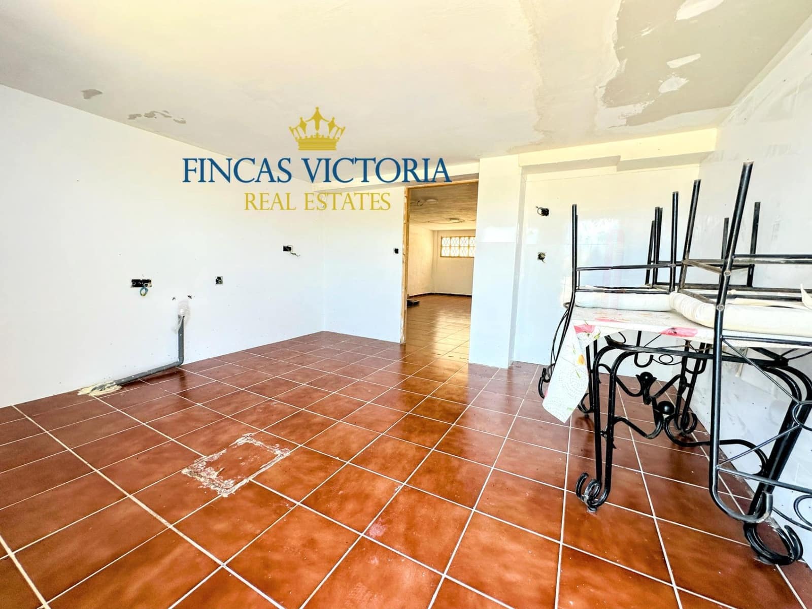 5 bedroom Villa for sale in Aguilas with garage - € 575,000 (Ref: 9456641)