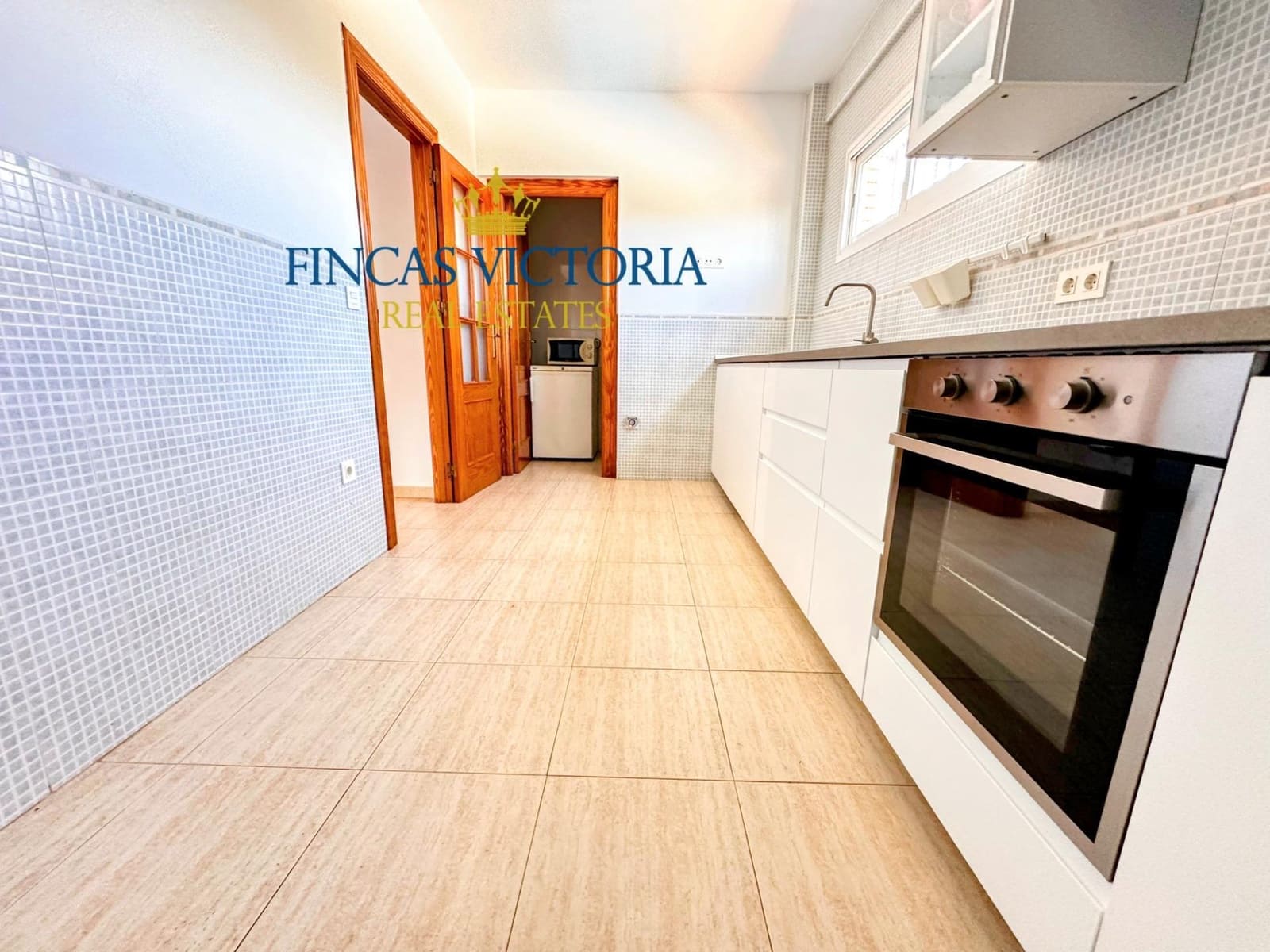 5 bedroom Villa for sale in Aguilas with garage - € 575,000 (Ref: 9456641)
