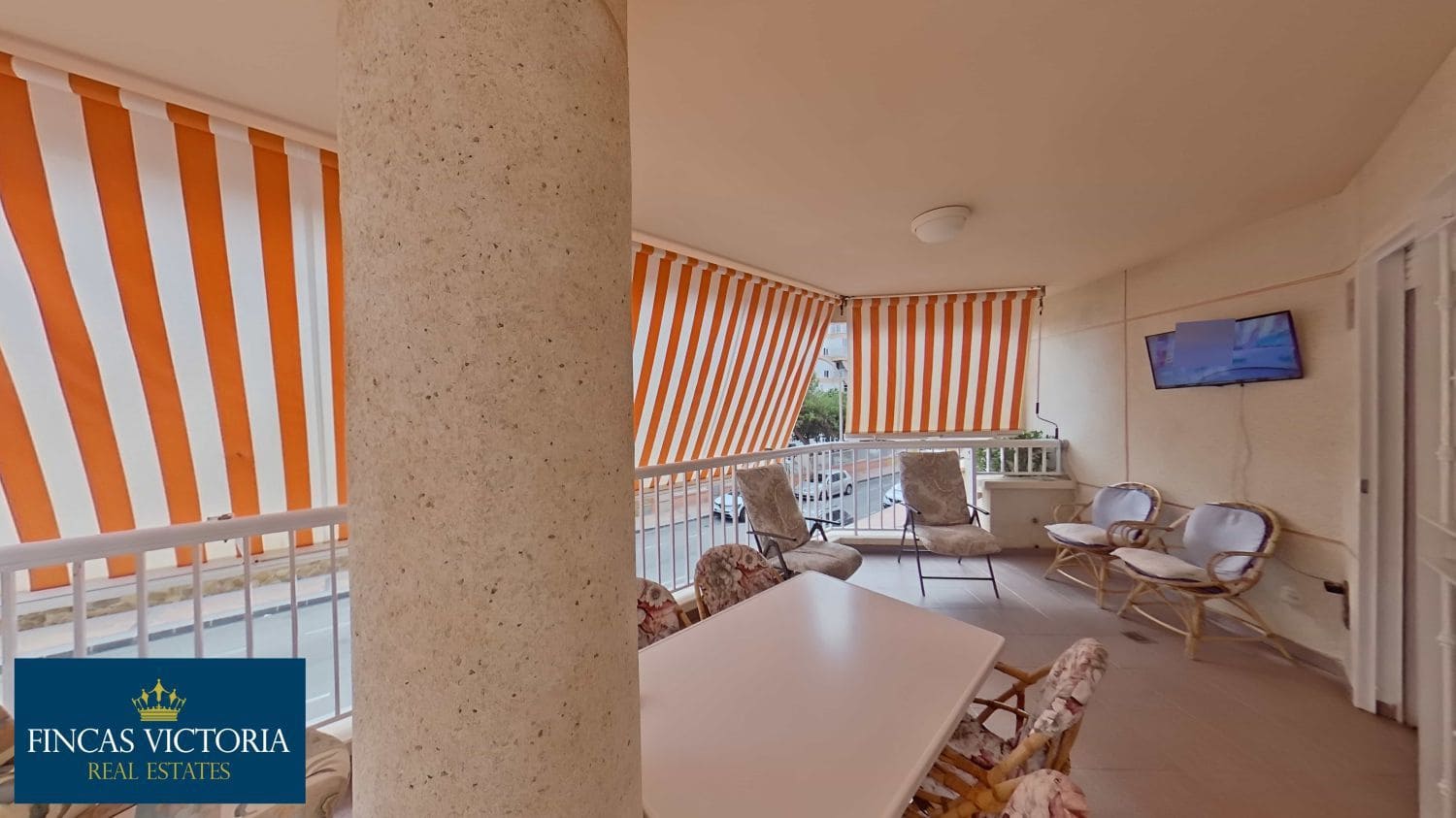 Piso de 3 habitaciones en Aguilas en venta - 279.000 € (Ref: 9456642)