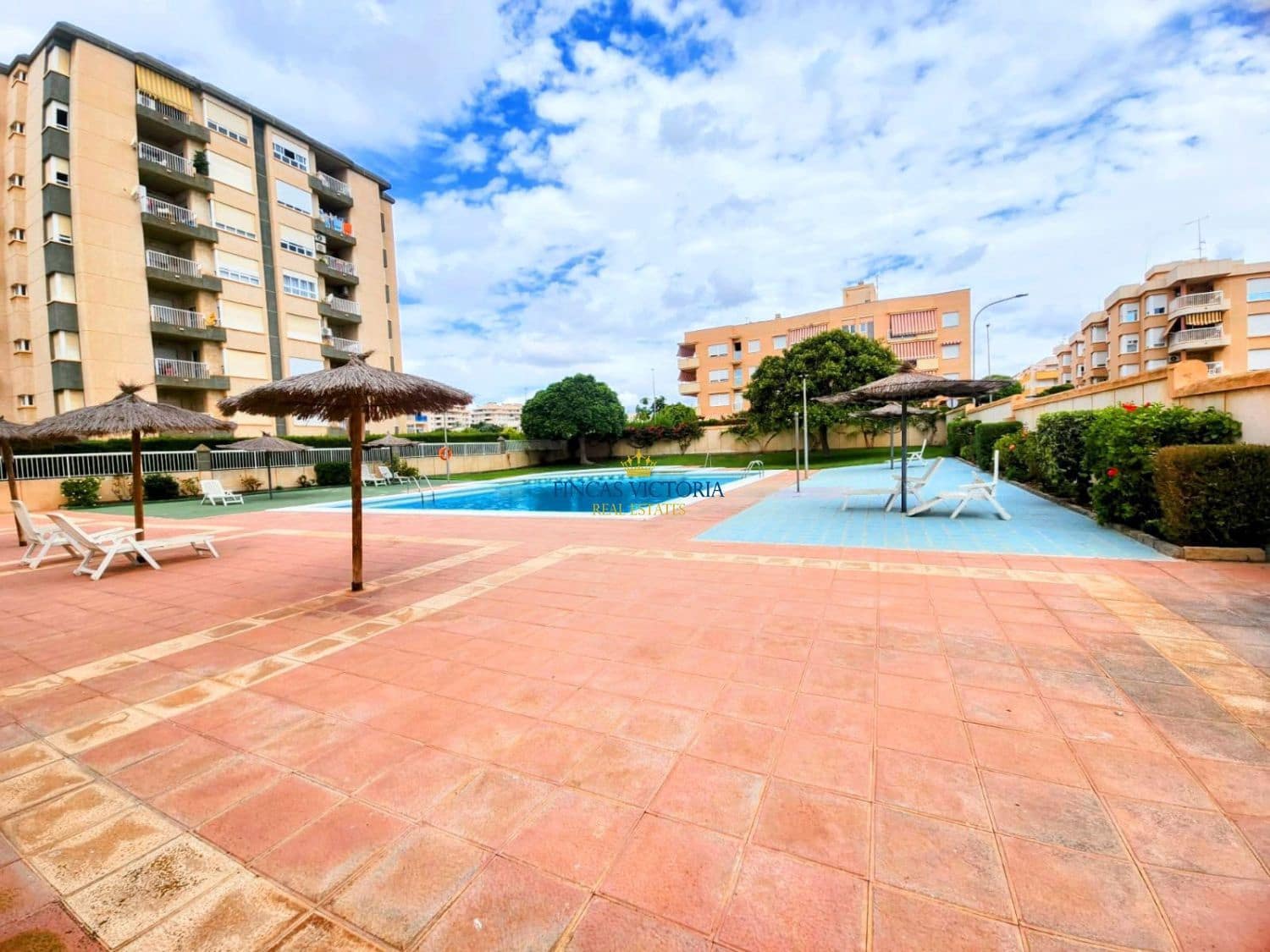 Piso de 3 habitaciones en Aguilas en venta - 279.000 € (Ref: 9456642)