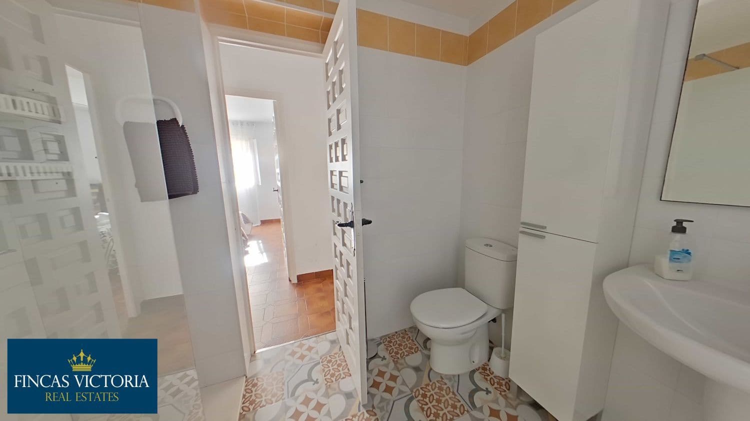 5 makuuhuone Huvila myytävänä paikassa Calarreona - 370 000 € (Ref: 9456645)