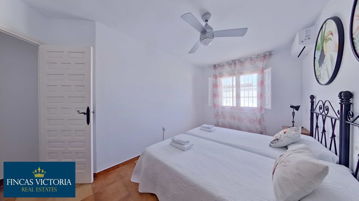 5 makuuhuone Huvila myytävänä paikassa Calarreona - 370 000 € (Ref: 9456645)