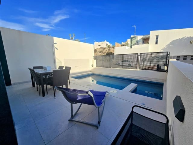 Chalet de 2 habitaciones en Aguilas en venta - 335.000 € (Ref: 9456647)