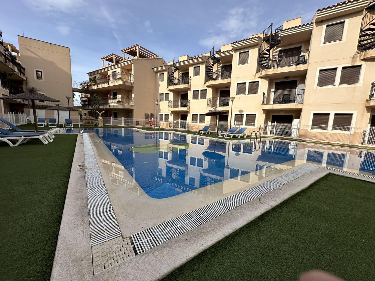 Apartamento de 2 habitaciones en Los Collados en venta con piscina garaje - 110.000 € (Ref: 9456648)